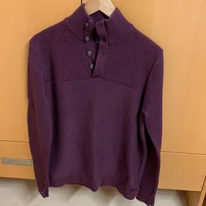 Guess Burgundy Men’s Pullover Sweatshirt Size Medium